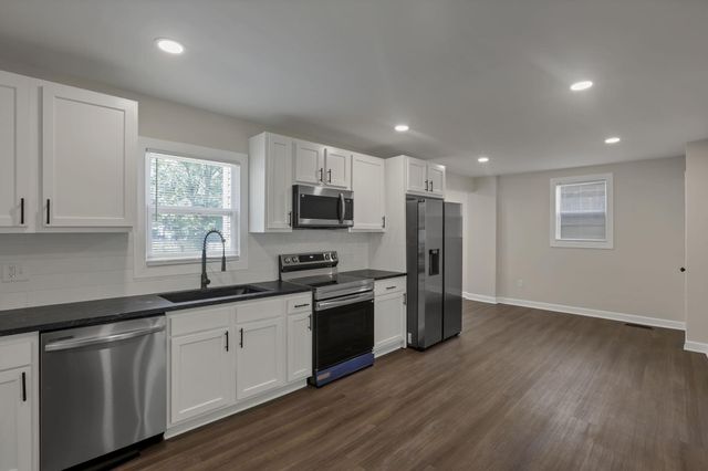 95 S Eureka Avenue, Columbus, OH 43204