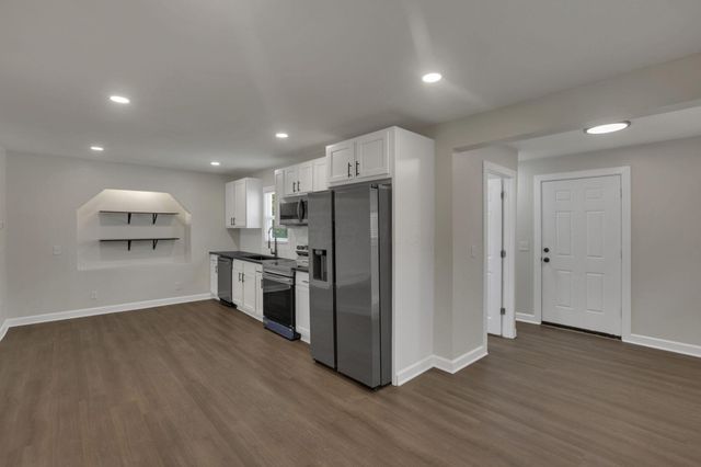95 S Eureka Avenue, Columbus, OH 43204