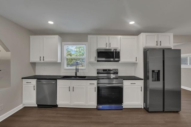95 S Eureka Avenue, Columbus, OH 43204