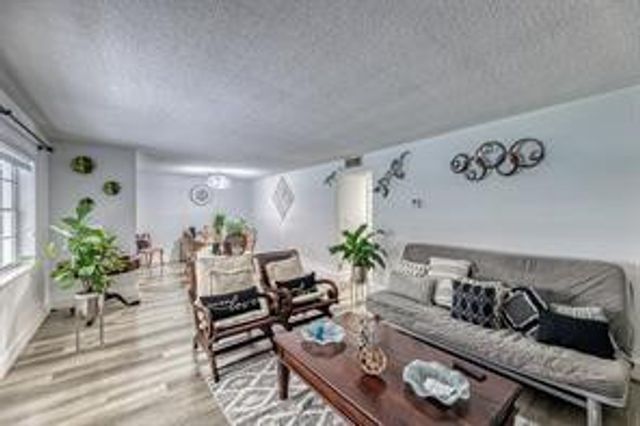 200 NE 12th Avenue 6A, Hallandale Beach, FL 33009