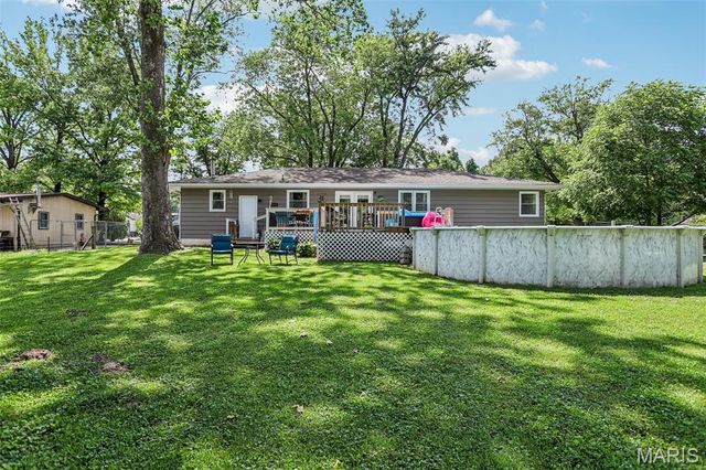 6607 Wenzel Road, Alton, IL 62002