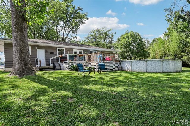 6607 Wenzel Road, Alton, IL 62002