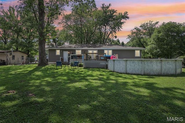 6607 Wenzel Road, Alton, IL 62002
