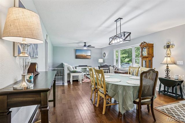 6607 Wenzel Road, Alton, IL 62002