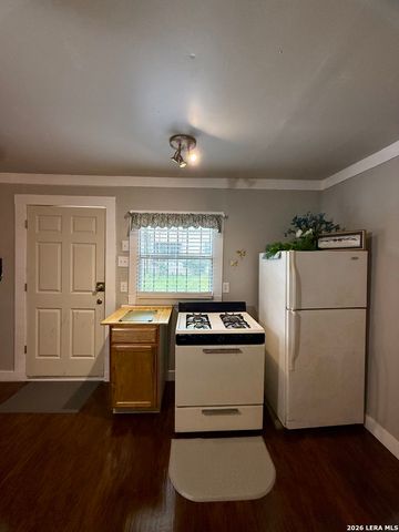 810 Haggin St., San Antonio, TX 78210