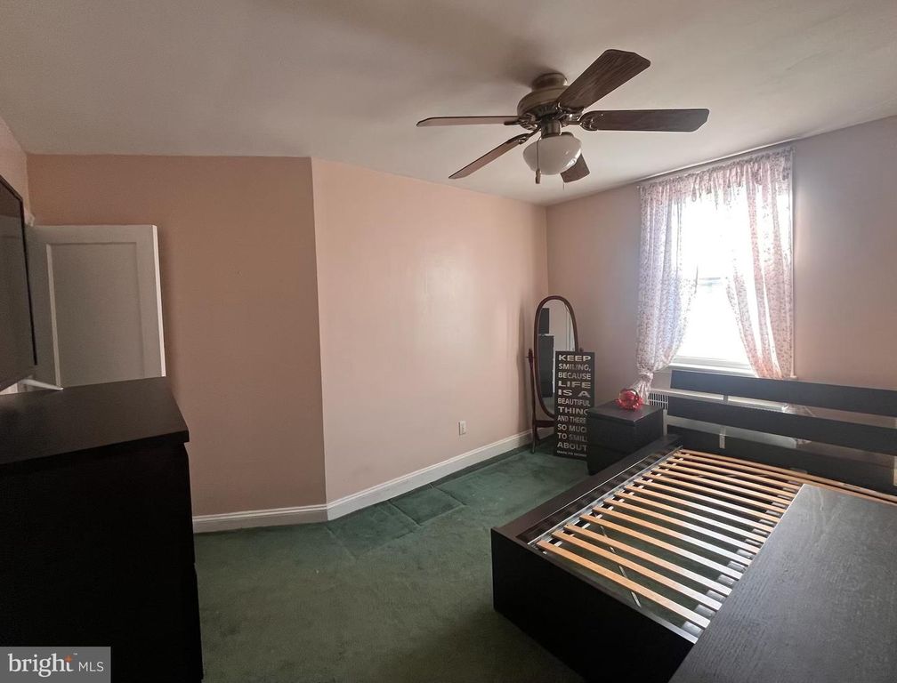 Image 22 of property listing at 3312 OAKMONT ST, Philadelphia, PA 19136