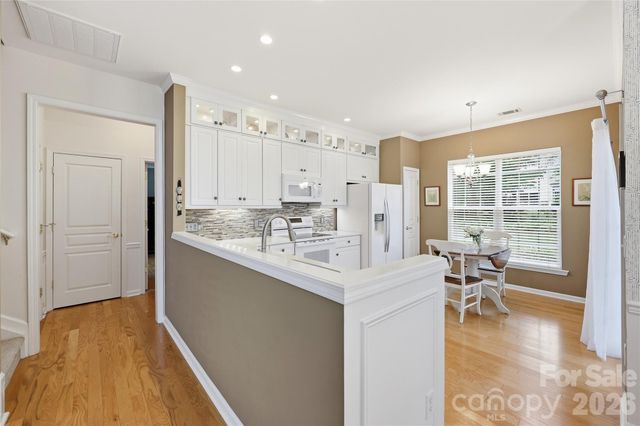 9510 Kestral Ridge Drive, Charlotte, NC 28269
