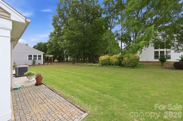 9510 Kestral Ridge Drive, Charlotte, NC 28269