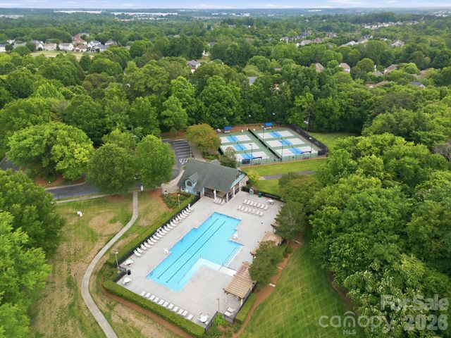 9510 Kestral Ridge Drive, Charlotte, NC 28269