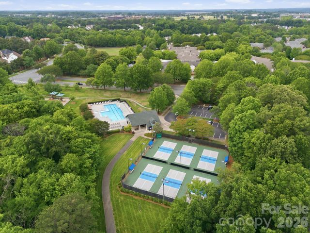 9510 Kestral Ridge Drive, Charlotte, NC 28269