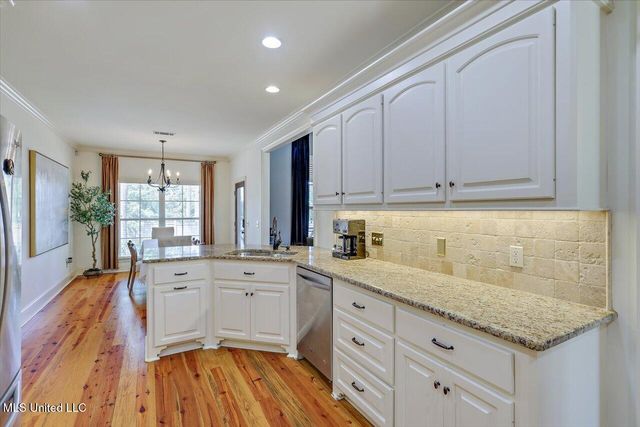 128 Grayhawk Parkway, Madison, MS 39110