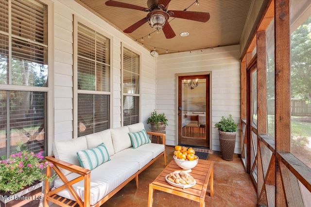 128 Grayhawk Parkway, Madison, MS 39110