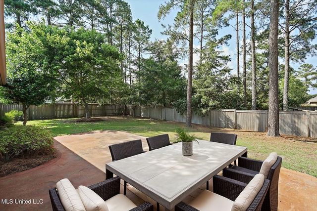 128 Grayhawk Parkway, Madison, MS 39110