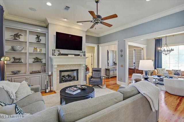 128 Grayhawk Parkway, Madison, MS 39110