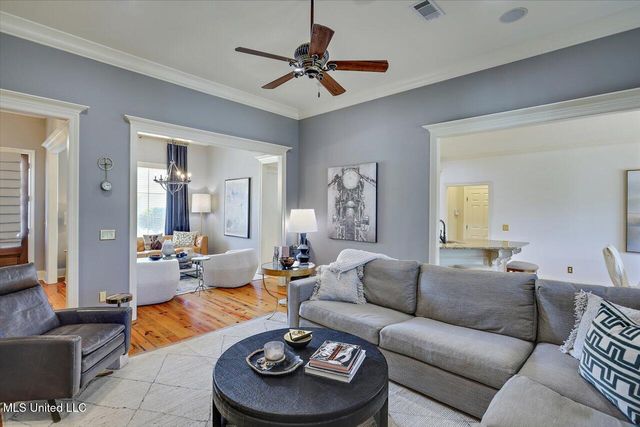 128 Grayhawk Parkway, Madison, MS 39110