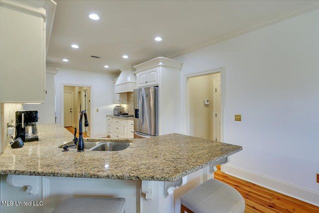 128 Grayhawk Parkway, Madison, MS 39110
