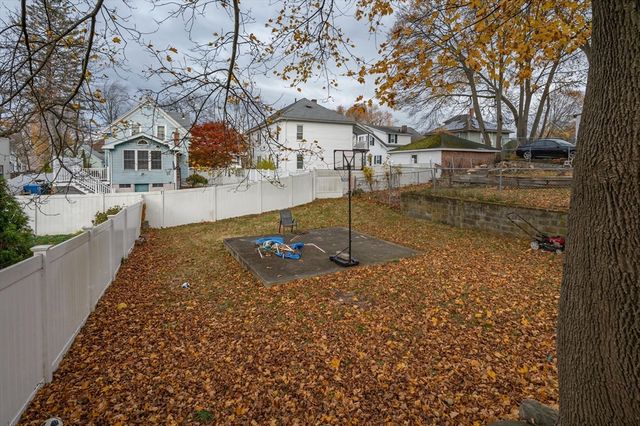 7 Field Ave, Methuen, MA 01844