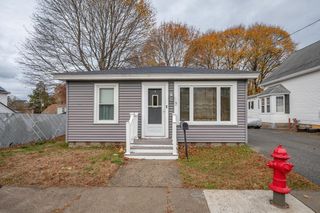 7 Field Ave, Methuen, MA 01844