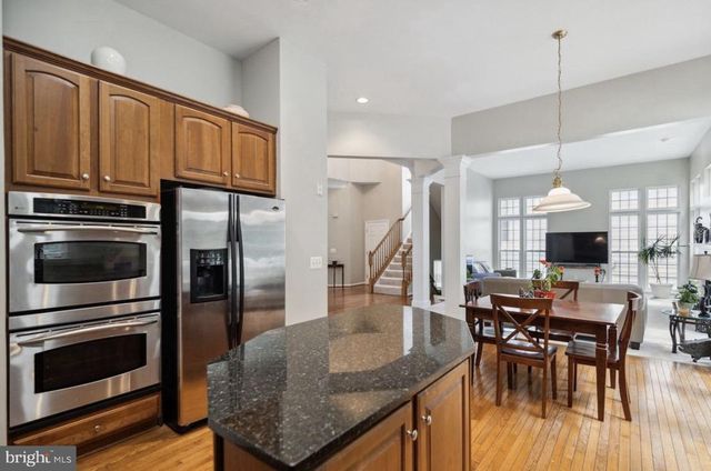 7011 STONE INLET DR, Fort Belvoir, VA 22060