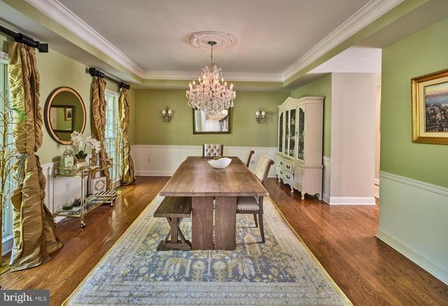 5765 VALLEY STREAM DR, Doylestown, PA 18902