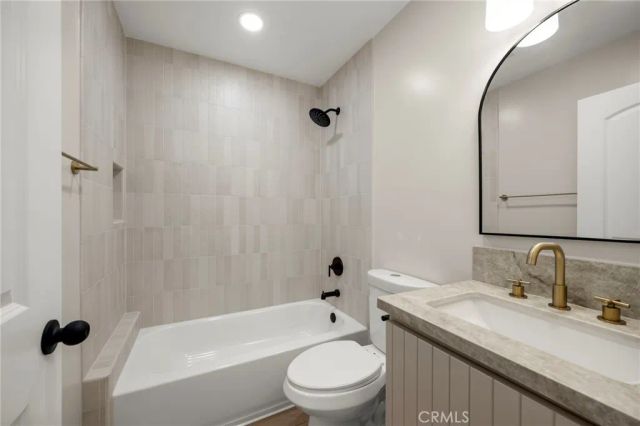 1822 E 2nd 6, Long Beach, CA 90802