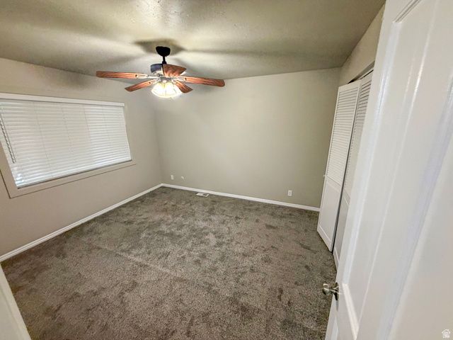 3043 W GREEN ACRE DR, West Jordan, UT 84088
