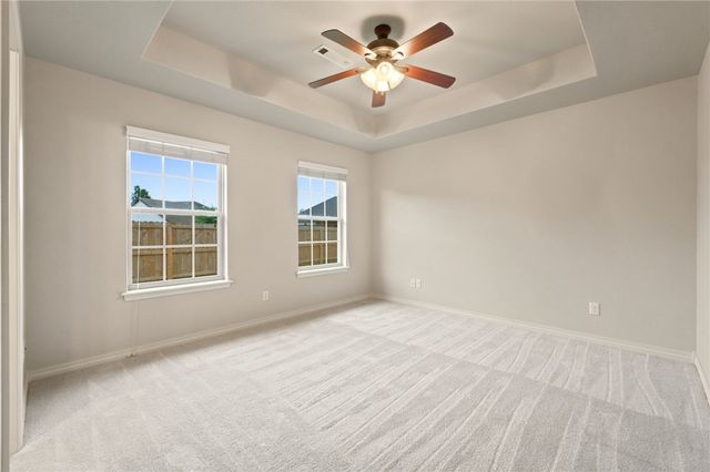 801 E Marietta Court, Rogers, AR 72758
