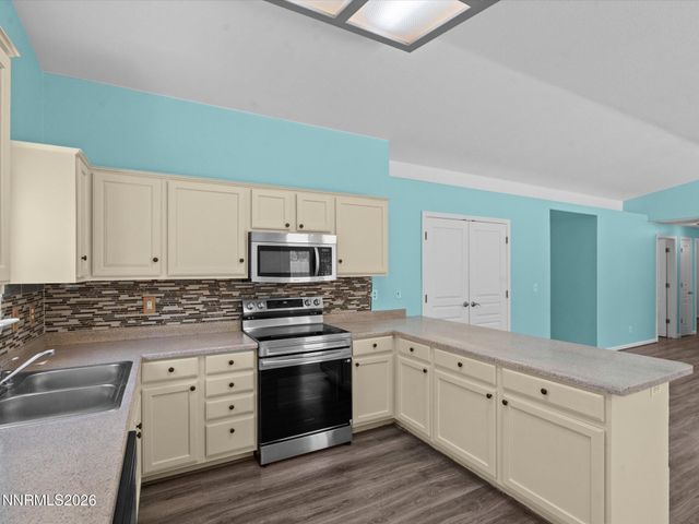 158 Rosecrest Drive, Fernley, NV 89408