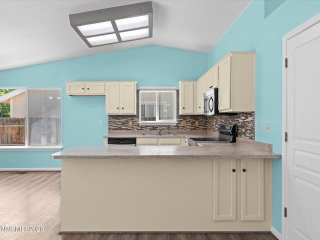 158 Rosecrest Drive, Fernley, NV 89408