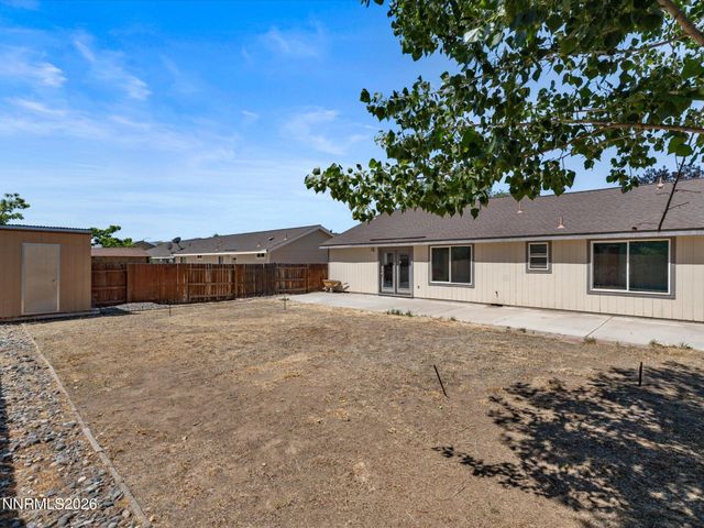 158 Rosecrest Drive, Fernley, NV 89408