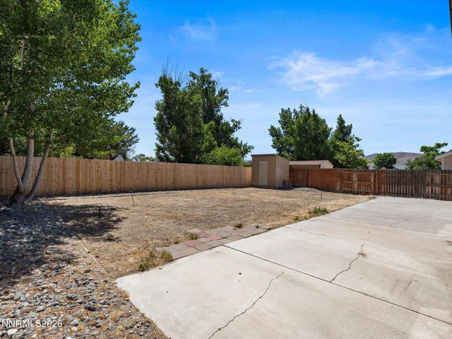158 Rosecrest Drive, Fernley, NV 89408