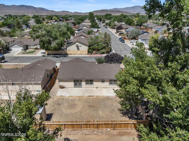 158 Rosecrest Drive, Fernley, NV 89408