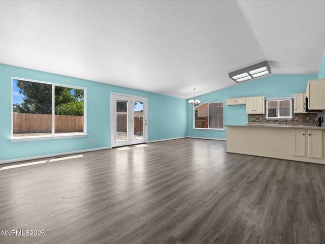 158 Rosecrest Drive, Fernley, NV 89408
