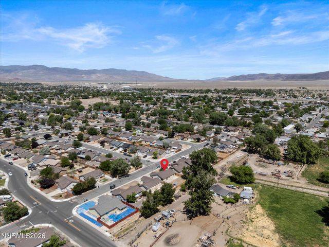 158 Rosecrest Drive, Fernley, NV 89408