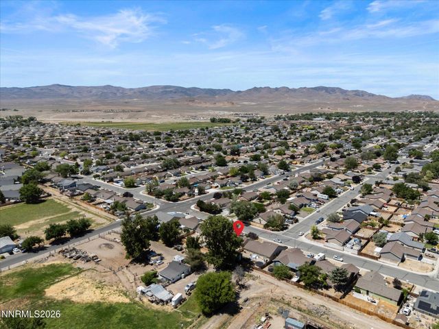 158 Rosecrest Drive, Fernley, NV 89408