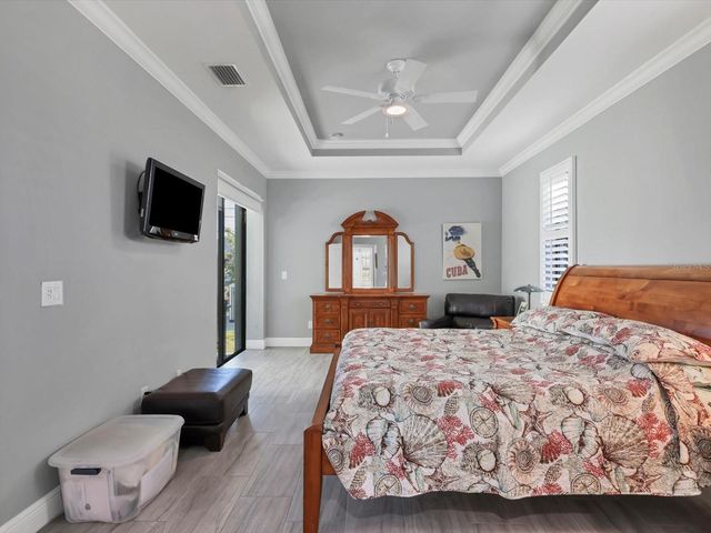 10461 EUSTON AVENUE, Englewood, FL 34224