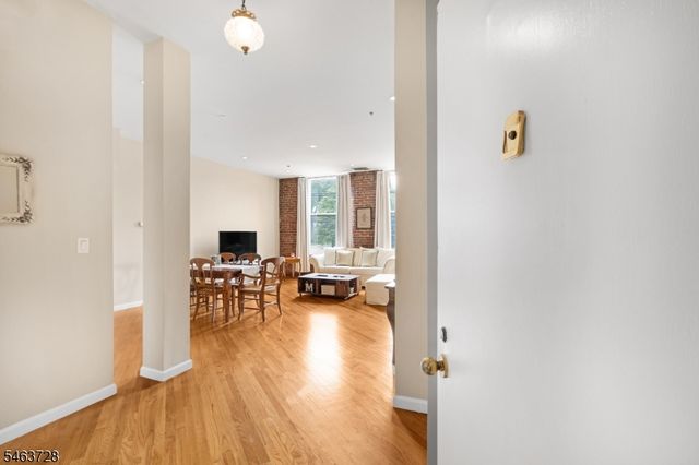 220 Main St 203, Little Falls Twp., NJ 07424
