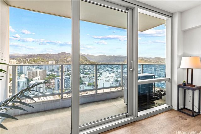 1631 Kapiolani Boulevard 3603, Honolulu, HI 96814