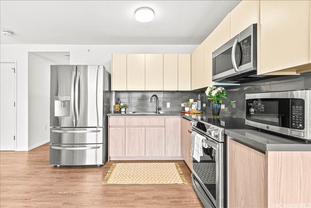 1631 Kapiolani Boulevard 3603, Honolulu, HI 96814