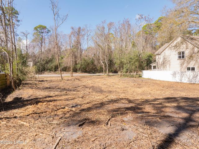 7 St James Circle, Beaufort, SC 29907