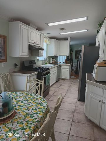 913 Sequoia Street, Barefoot Bay, FL 32976