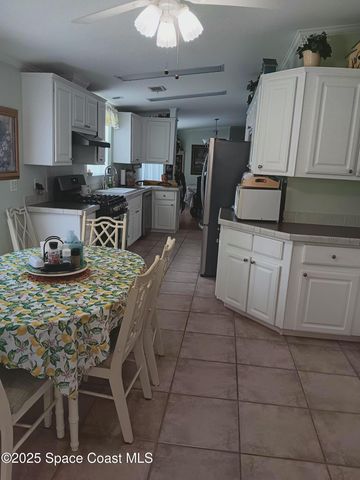 913 Sequoia Street, Barefoot Bay, FL 32976