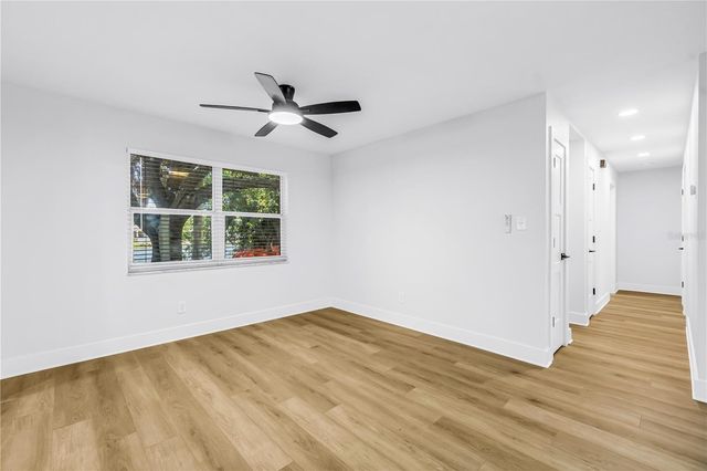5846 12TH STREET S, St Petersburg, FL 33705