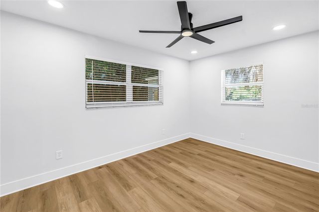 5846 12TH STREET S, St Petersburg, FL 33705