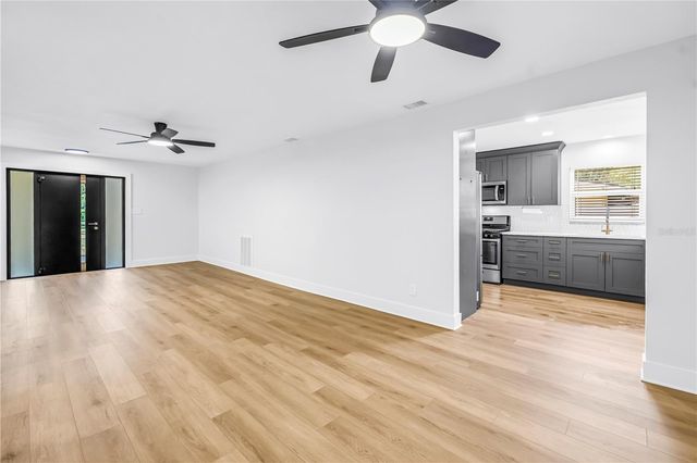 5846 12TH STREET S, St Petersburg, FL 33705