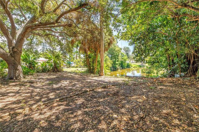 5846 12TH STREET S, St Petersburg, FL 33705