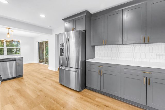 5846 12TH STREET S, St Petersburg, FL 33705