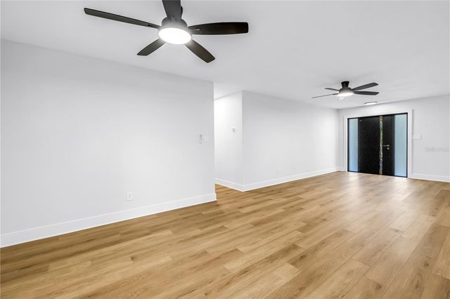 5846 12TH STREET S, St Petersburg, FL 33705