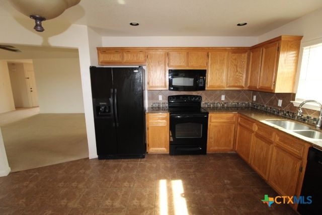 3517 Settlement Road, Copperas Cove, TX 76522