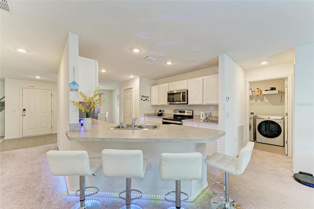 7238 HELLIWELL STREET, North Port, FL 34291